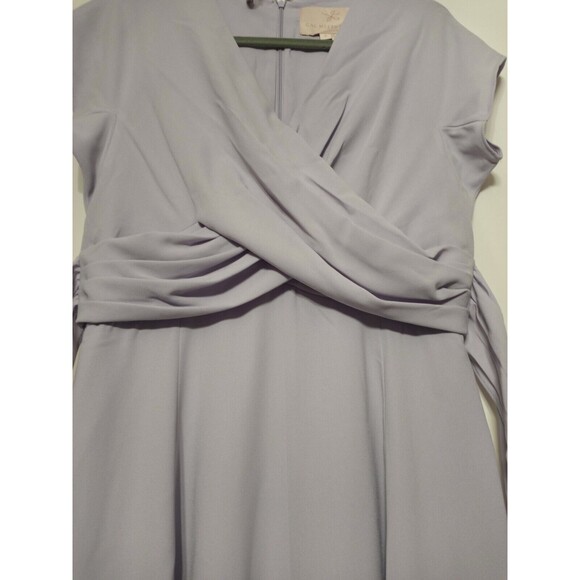 Gal Meets Glam Seraphina Bodice Midi Dress Lavender Size 8. Short Sleeve V-Neck - Picture 11 of 16